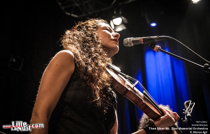 Thee Silver Mt. Zion Memorial Orchestra + Matana Roberts au Grand Mix de Tourcoing en live - photo n°12