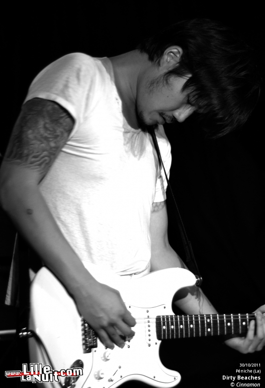 Dirty Beaches à La Péniche – Festival Ground Zero en live - photo n°2