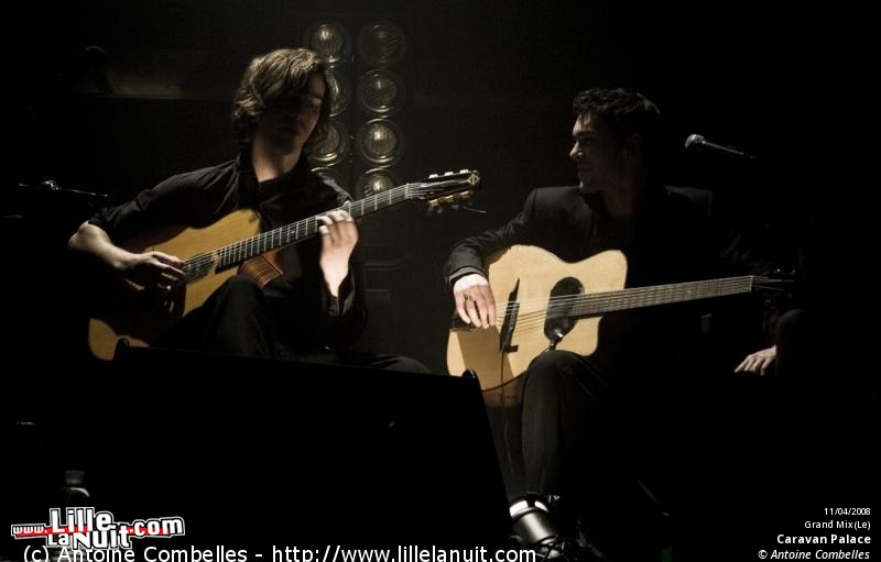 Caravan Palace et Hollie Smith au Grand Mix en live - photo n°20