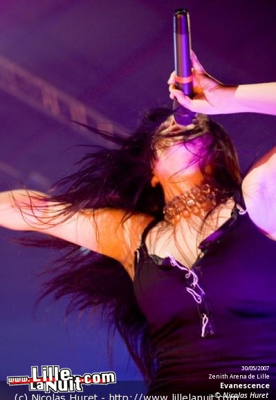 Evanescence & Mass Hysteria au Zénith en live - photo n°9