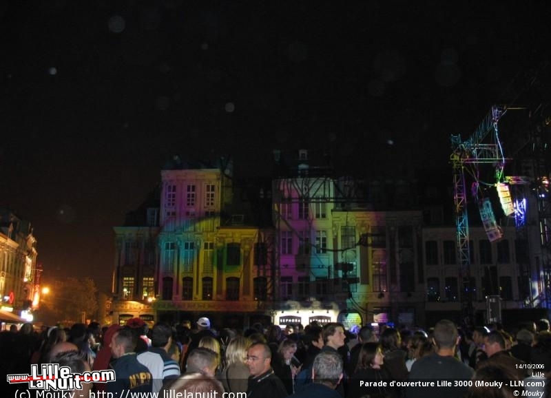 Parade d&rsquo;ouverture de Lille 3000 en live - photo n°5
