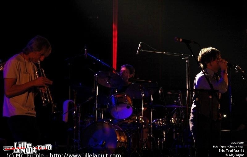 Status Quo & The Trews à l’Aéronef en live - photo n°2