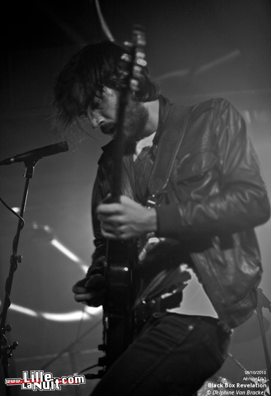 Dour Festival 2012 – Jour 2 (part 1) : Speech Debelle, 1995, Vegas, etc. en live - photo n°20