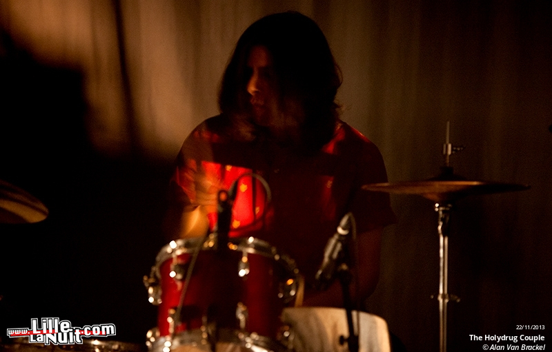 Crystal Stilts + The Holydrug Couple à De Kreun en live - photo n°19