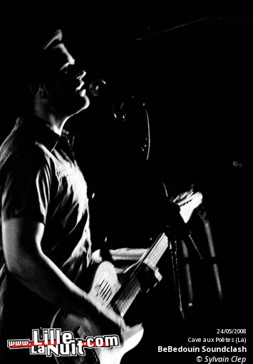 Bedouin Soundclash à La Cave aux Poètes en live - photo n°18