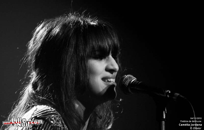 Camélia Jordana  + Chinatown au Théatre Municipal de Béthune en live - photo n°3