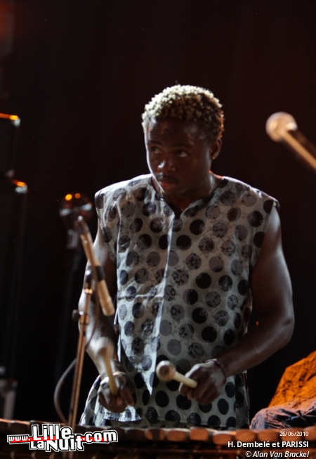 Le Cabaret Vert 2012 – jour 4 : Charlie Winston, The Weasel and the Wasters, Caravan Palace, etc. en live - photo n°82