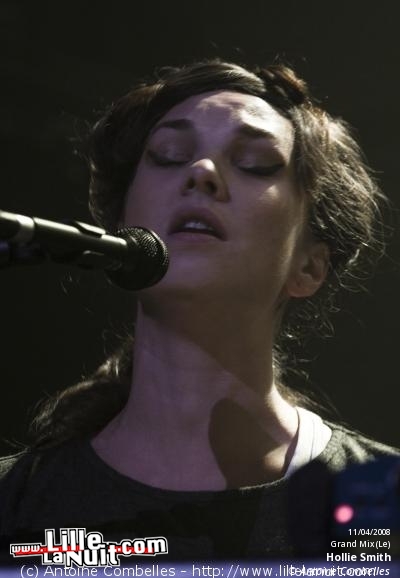 Caravan Palace et Hollie Smith au Grand Mix en live - photo n°3