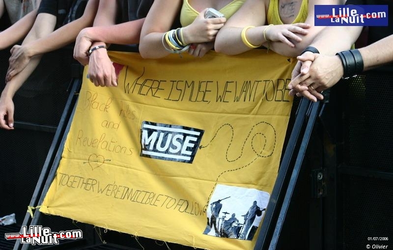 Muse + The Kooks sur la Grand Place d’Arras en live - photo n°61