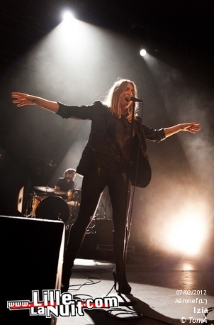 Izia + Blackfeet Revolution à l’Aéronef en live - photo n°3