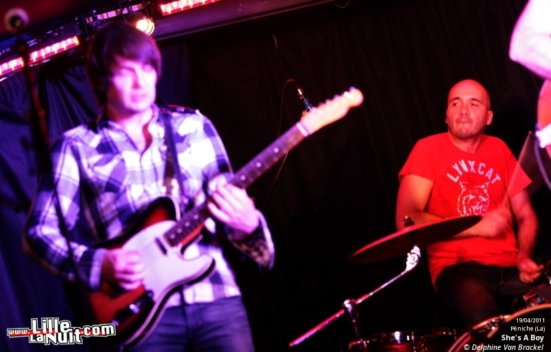 Sarah W Papsun + She’s A Boy à la Péniche – Paradis Artificiels en live - photo n°18