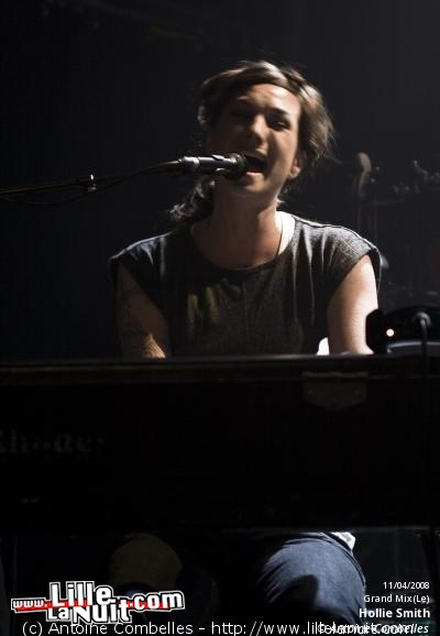 Caravan Palace et Hollie Smith au Grand Mix en live - photo n°7