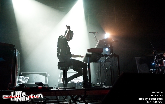Bloody Beetroots & Something à la mode à l’Aéronef en live - photo n°2