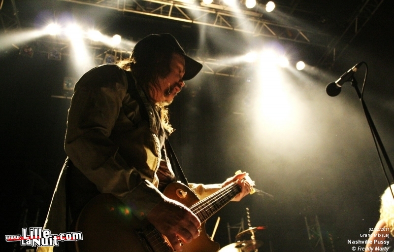 Nashville Pussy + Zoé au Grand Mix en live - photo n°19