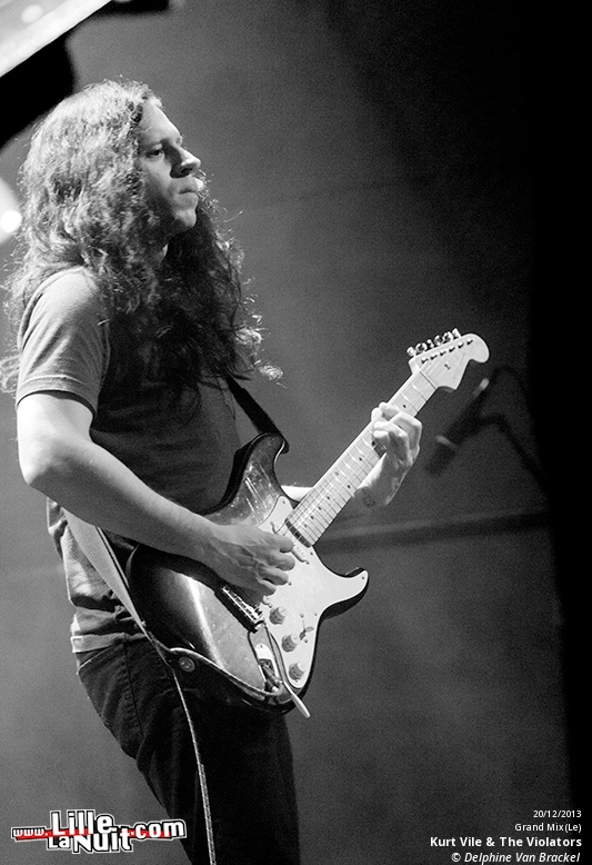 Kurt Vile + True Widow au Grand Mix en live - photo n°10