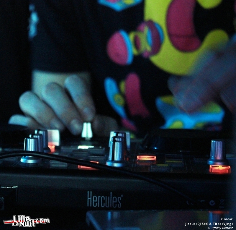 Jizzus + Titos au Garage Café en live - photo n°6