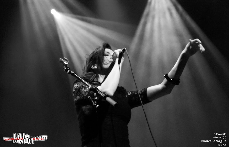 Nouvelle Vague + Samir Barris à l’Aéronef en live - photo n°21