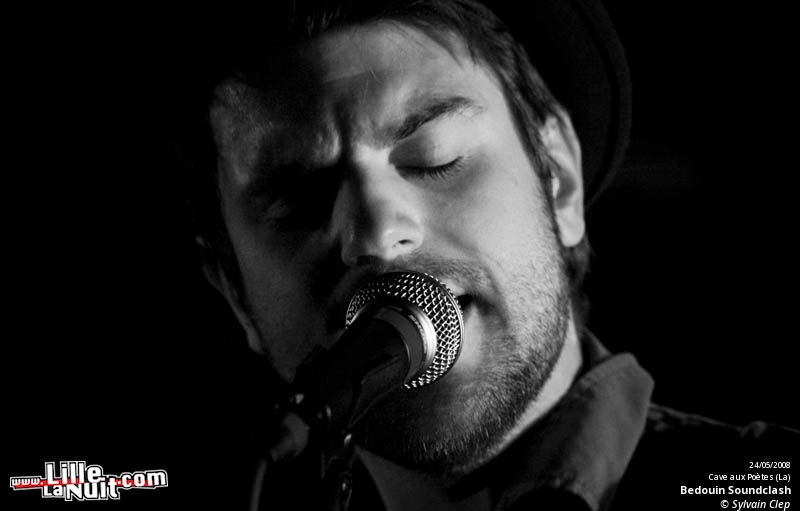 Bedouin Soundclash à La Cave aux Poètes en live - photo n°9