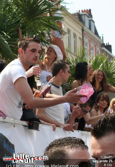 Gay Pride de Lille en live - photo n°2