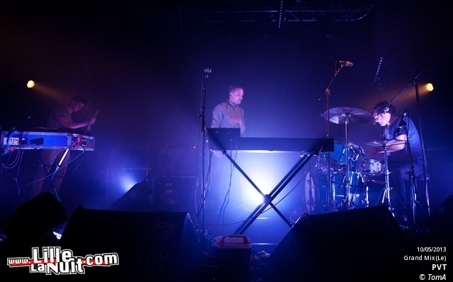 Suuns + PVT + Valleys au Grand Mix en live - photo n°36