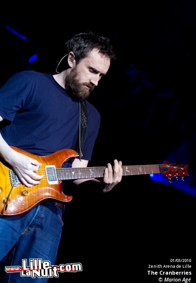 Eugene McGuinness + Pan Aurora à l’Aéronef en live - photo n°14