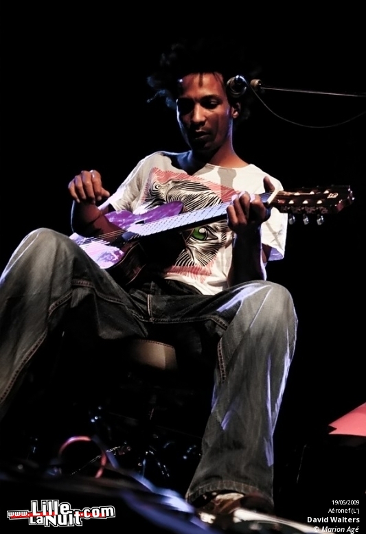 Bat for Lashes & David Walters à l’Aéronef en live - photo n°30