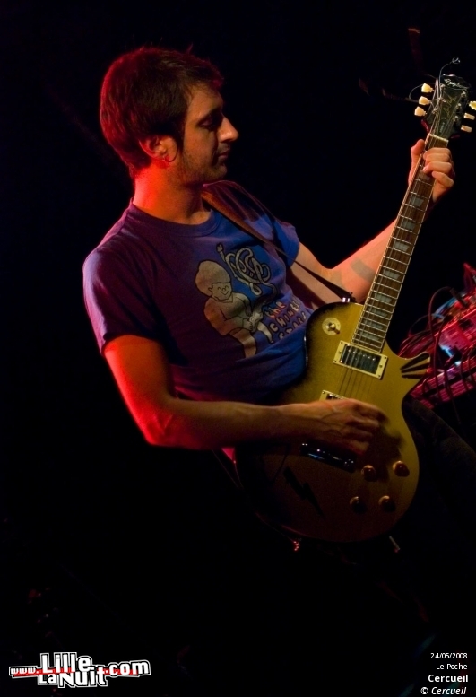 Simdiese6, Cercueil, l’Objet et Sexual Earthquake in Kobe au Théâtre Le Poche en live - photo n°12