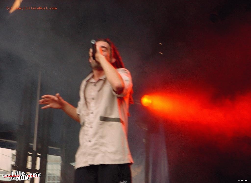 Concert de Mass Hystéria – Braderie de Lille 2002 en live - photo n°3