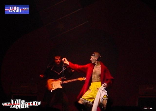 Concert de M (Matthieu Chédid) au Zénith de Lile en live - photo n°6