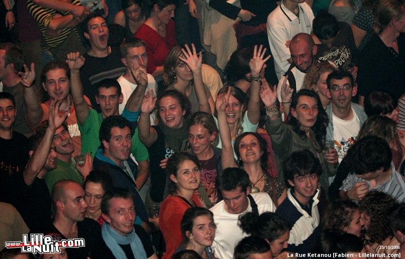 La Rue Kétanou & Syrano à la Salle Watremez en live - photo n°1