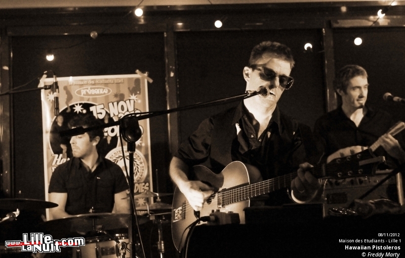 Hawaiian Pistoleros + Precious Oldies à la Maison des Etudiants de Lille 1 en live - photo n°14