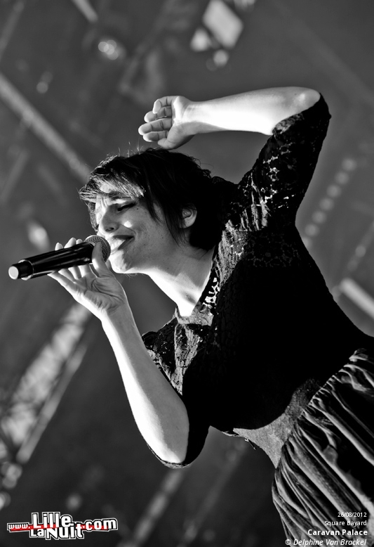 Le Cabaret Vert 2012 – jour 4 : Charlie Winston, The Weasel and the Wasters, Caravan Palace, etc. en live - photo n°15