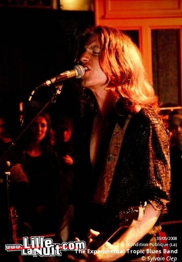 Joan As Police Woman + The Prince Of Assyria au Grand Mix en live - photo n°22