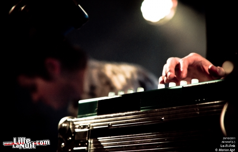 Architecture in Helsinki + Lo-Fi-Fnk + Marvin Hood à l’Aéronef en live - photo n°13