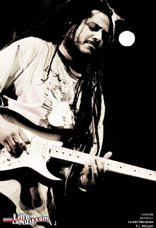 Israël Vibration & Macka B. à l&rsquo;Aéronef en live - photo n°14