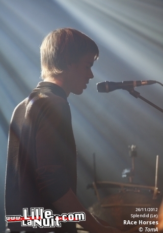 Bat For Lashes + Race Horses au Splendid en live - photo n°2