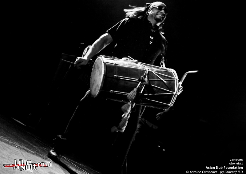 Asian Dub Foundation + Voicst en live - photo n°20