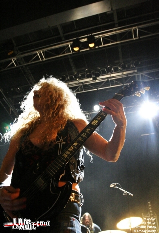 Nashville Pussy + Zoé au Grand Mix en live - photo n°13