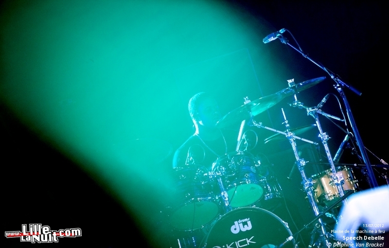 Dour Festival 2012 – Jour 2 (part 1) : Speech Debelle, 1995, Vegas, etc. en live - photo n°23