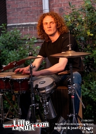 Fête de la musique 2011 au Musée d’histoire naturelle de Lille – Delbi, Aristide & Jean Zegares, Arsene Lupunk Trio en live - photo n°35