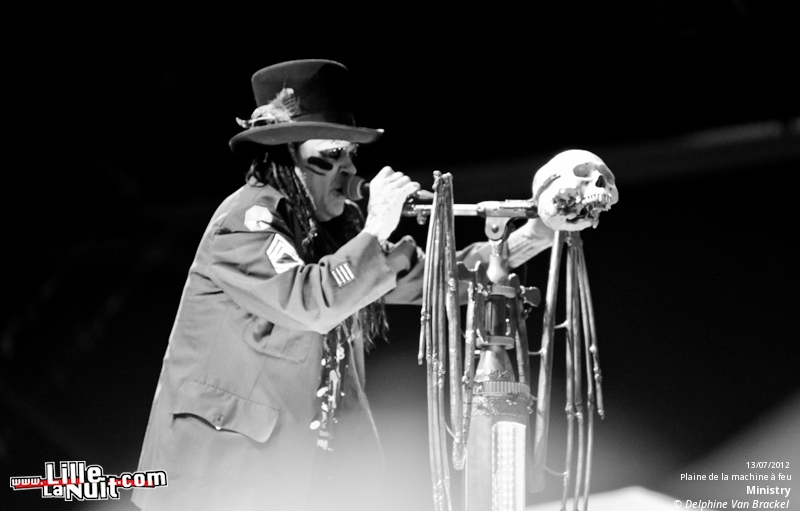 Dour Festival 2012 – jour 2 (part 2) : Ministry, Sébastien Tellier, Fanfarlo, etc. en live - photo n°28