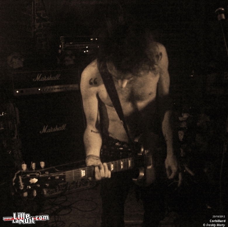 Burning Lady + Corbillard au Monk’s Café en live - photo n°10