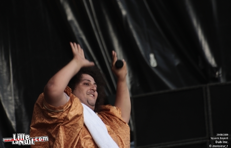 Cabaret vert – Jour 2 – Raj, Dub Inc. Deftones, Shakaponk en live - photo n°13