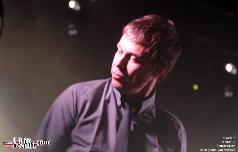Le Cabaret Vert 2012 – jour 2 (part 1) : La Femme, The Dandy Warhols, etc. en live - photo n°5