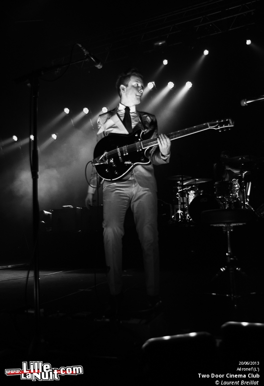 Two Door Cinema Club + Divine Paiste à l’Aéronef en live - photo n°1