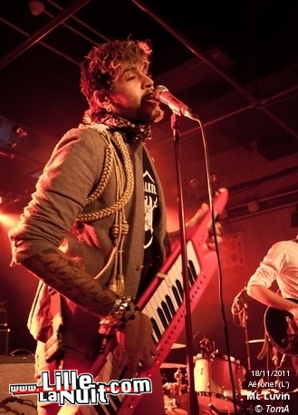 Saul Williams + Mc Luvin à l&rsquo;Aéronef en live - photo n°32