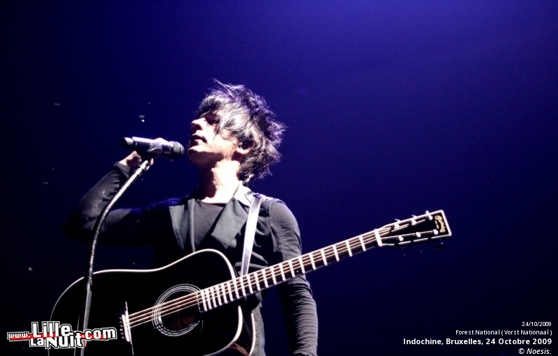 Indochine au Forest National de Bruxelles en live - photo n°2