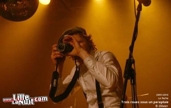 Trois roues sous un parapluie & Zaza Fournier au Poche de Béthune en live - photo n°12