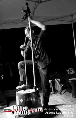 Fête de la musique 2011 au Musée d’histoire naturelle de Lille – Delbi, Aristide & Jean Zegares, Arsene Lupunk Trio en live - photo n°22