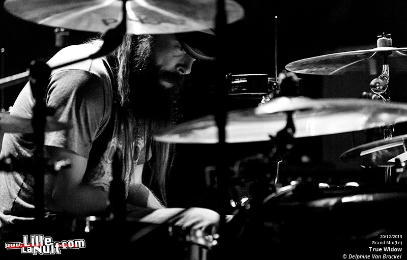 Kurt Vile + True Widow au Grand Mix en live - photo n°33